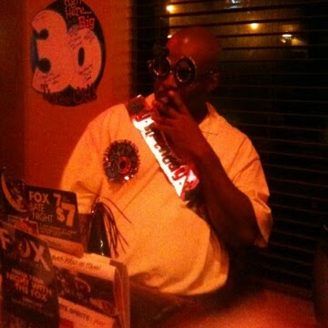 Julian Ward Photo 33