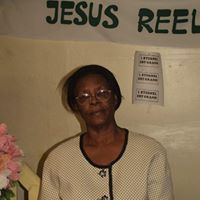 Julie Gaston Photo 26