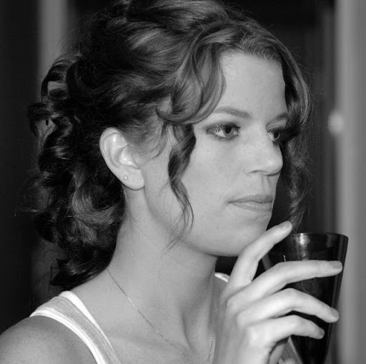 Kristen Lutz Photo 18