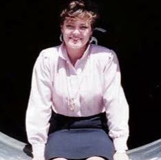 Amy Oliver Photo 14