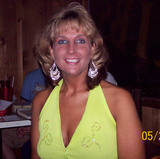 Denise Barker Photo 29