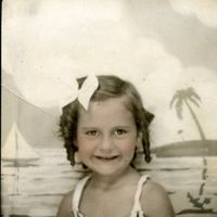 Patricia Macfarlane Photo 18