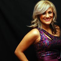 Erica Tapia Photo 14