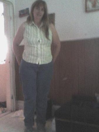 Katherine Thompson Photo 20