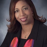 Renee Matthews Photo 31