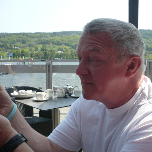 Stephen Neary Photo 6