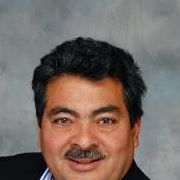Elias Guzman Photo 11