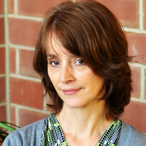 Julie Hartley Photo 18