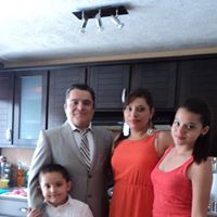 Michele Dominguez Photo 13