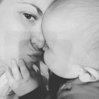 Crystal Calhoun Photo 15