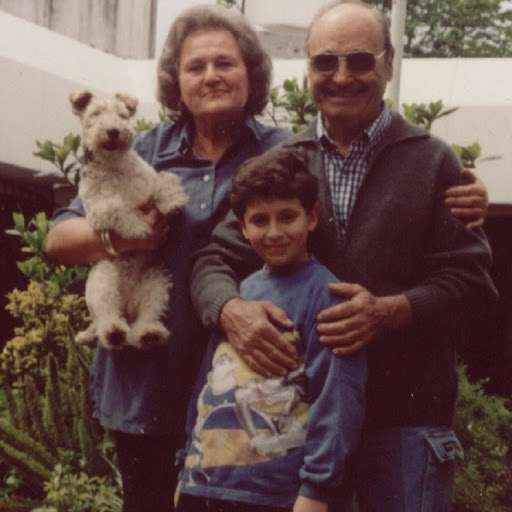 Teresa Pucci Photo 10