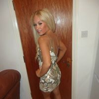 Emma Newman Photo 32