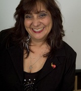 Christine Howe Photo 2