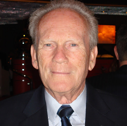 Erik Schaeffer Photo 25