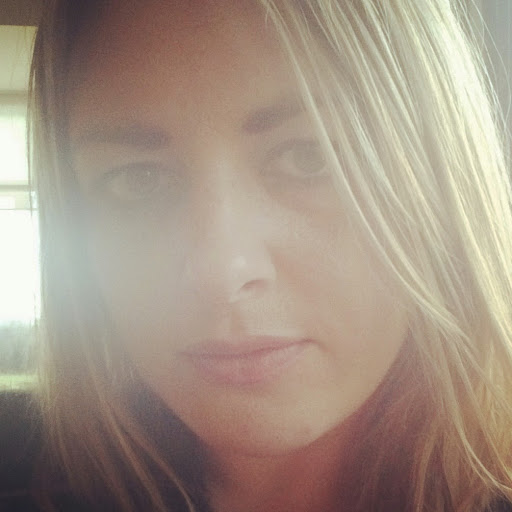 Suzanne Keane Photo 17