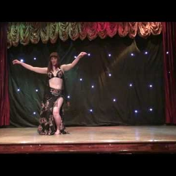 Melanie Little Photo 37