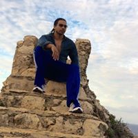 Derrick Julian Photo 4