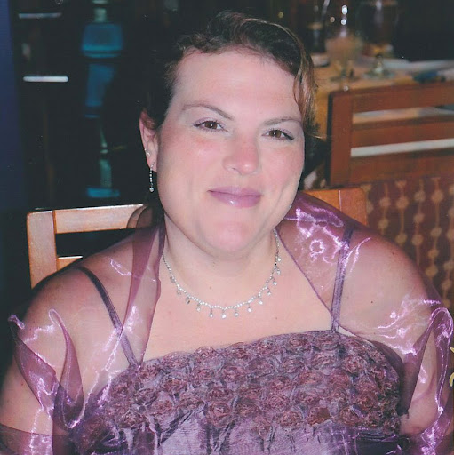 Kimberly Allen Photo 22