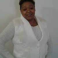 Shanta Robinson Photo 27