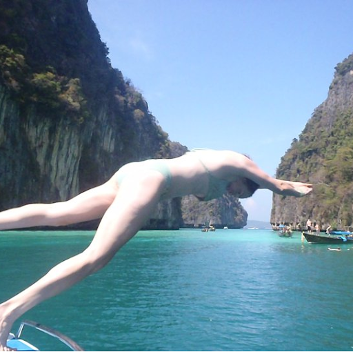 Julia Simons Photo 4