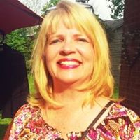 Kelly Damron Photo 7