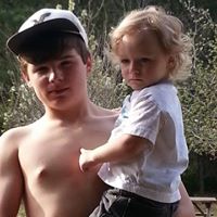 Taylor Merrill Photo 9