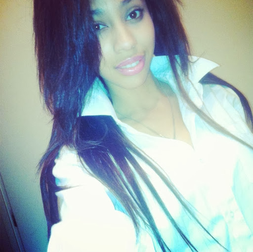 Jasmine Jones Photo 32