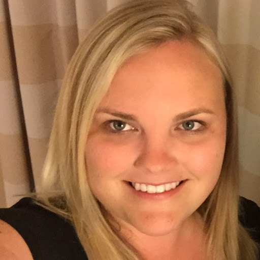 Kristina Mueller Photo 9