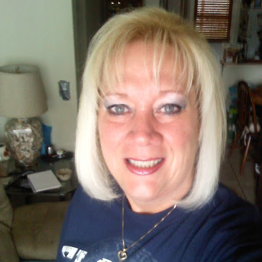 Paula Stevens Photo 32