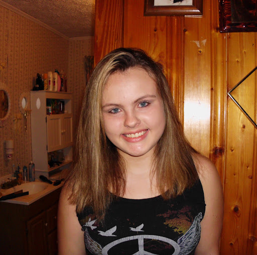 Tiffany Mitchell Photo 29