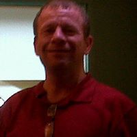 Malcolm Robertson Photo 21