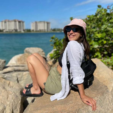Brenda Molina Photo 32
