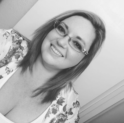 Kari Phillips Photo 11