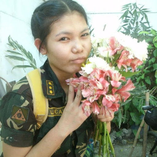 Donna Lucas Photo 12