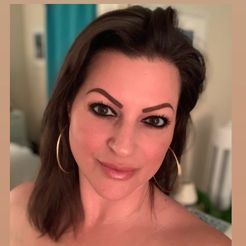 Elizabeth Talley Photo 16