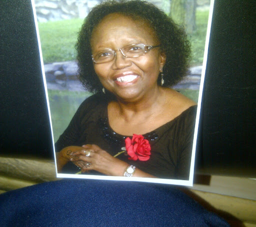 Shirley Watson Photo 14