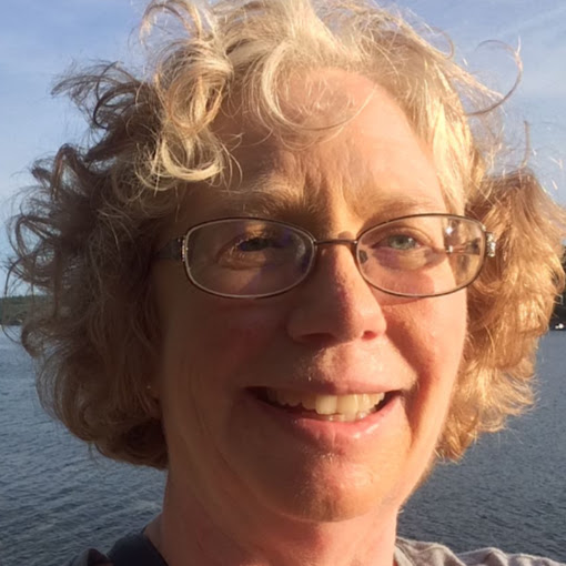 Sarah White Photo 13