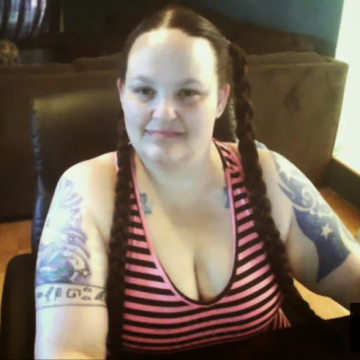 Lisa Hart Photo 21