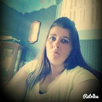 Robin Vasquez Photo 15