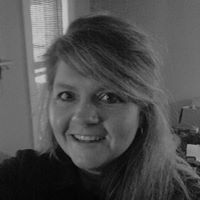 Kelly Straub Photo 15