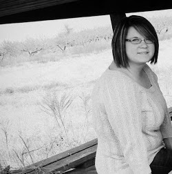 Denise Richard Photo 34