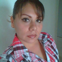 Elsa Carrillo Photo 11