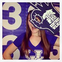 Stephanie Hermes Photo 23