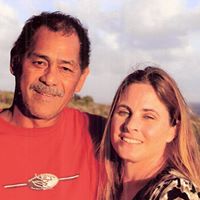 Julie Connolly Photo 11