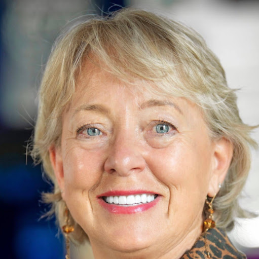 Vicky Harrison Photo 14