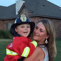 Lisa Lemke Photo 30