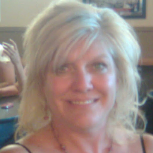 Julie Jeffery Photo 8