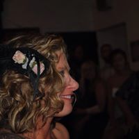 Allison Rowland Photo 14