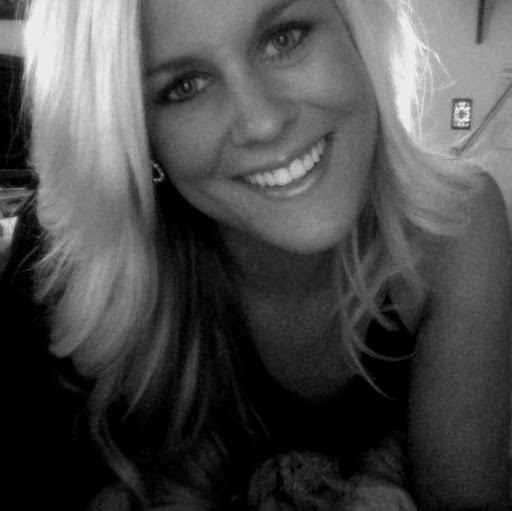 Kendra Williams Photo 32