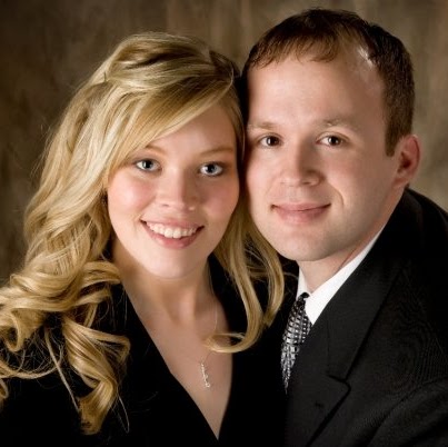 Danielle Mills Photo 15